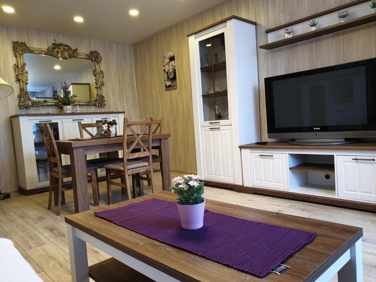Marijampoles Jaukus Apartamentai Buitenkant foto