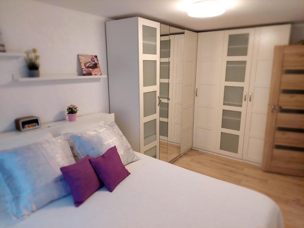 Marijampoles Jaukus Apartamentai Buitenkant foto